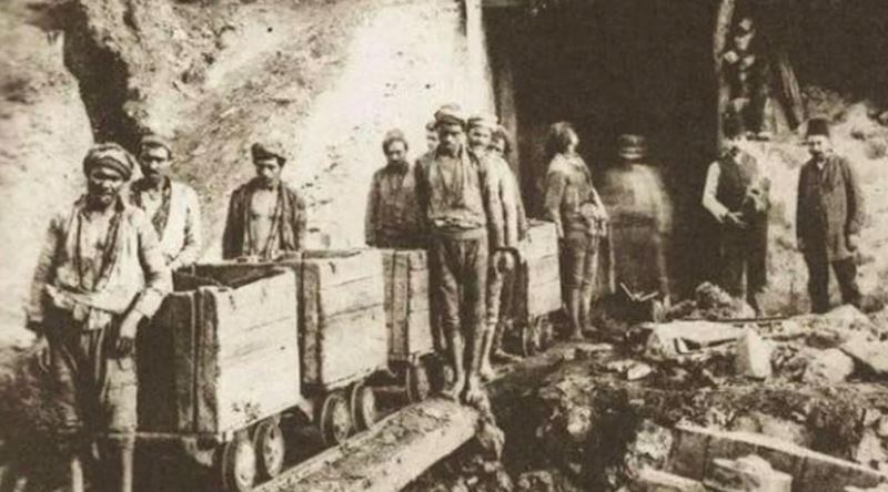 Sanayi Devrimi Osmanlı’yı Neden Olumsuz Etkiledi? 5 Sanayi Devrimi Osmanlı’yı Neden Olumsuz Etkiledi?